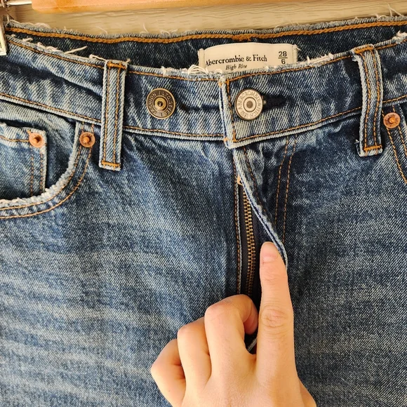 Abercrombie & Fitch Blue Denim Jean Shorts - Picture 4 of 10